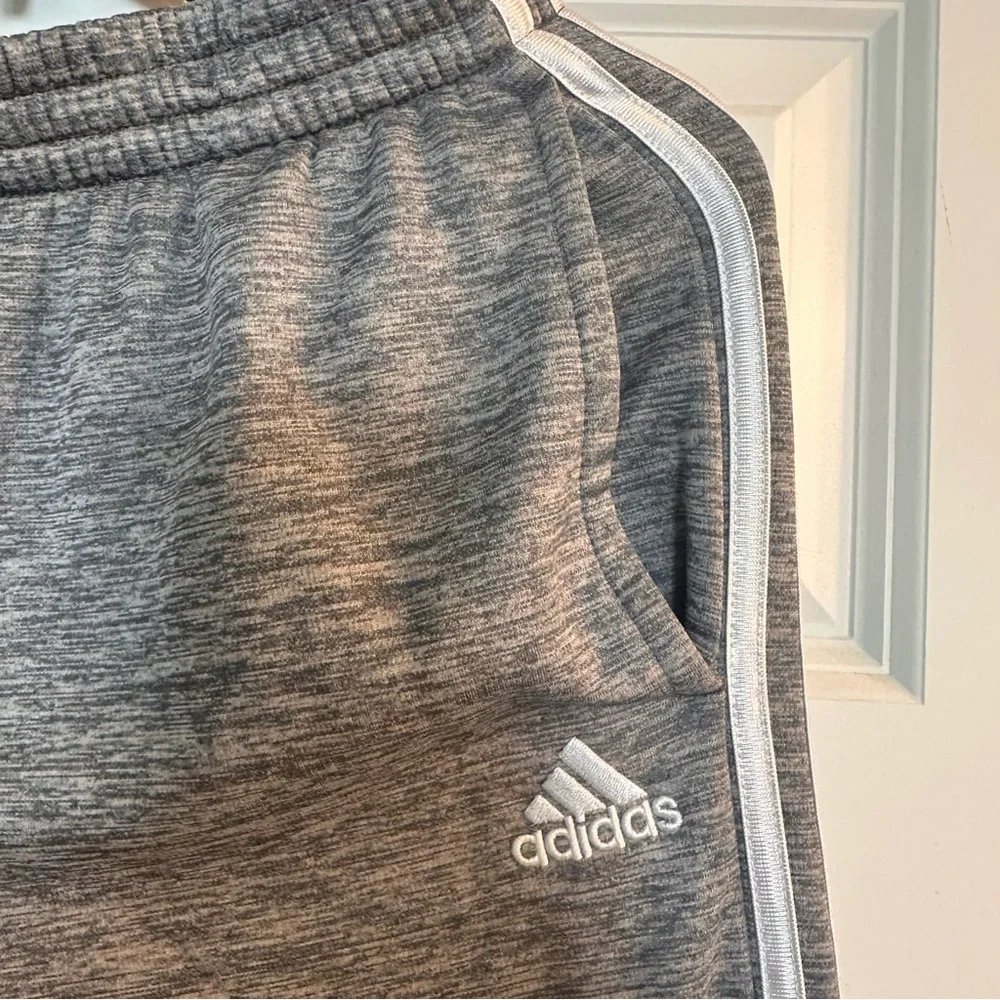 Adidas Youth Heather Gray with white stripes Joggers YXL 18/20